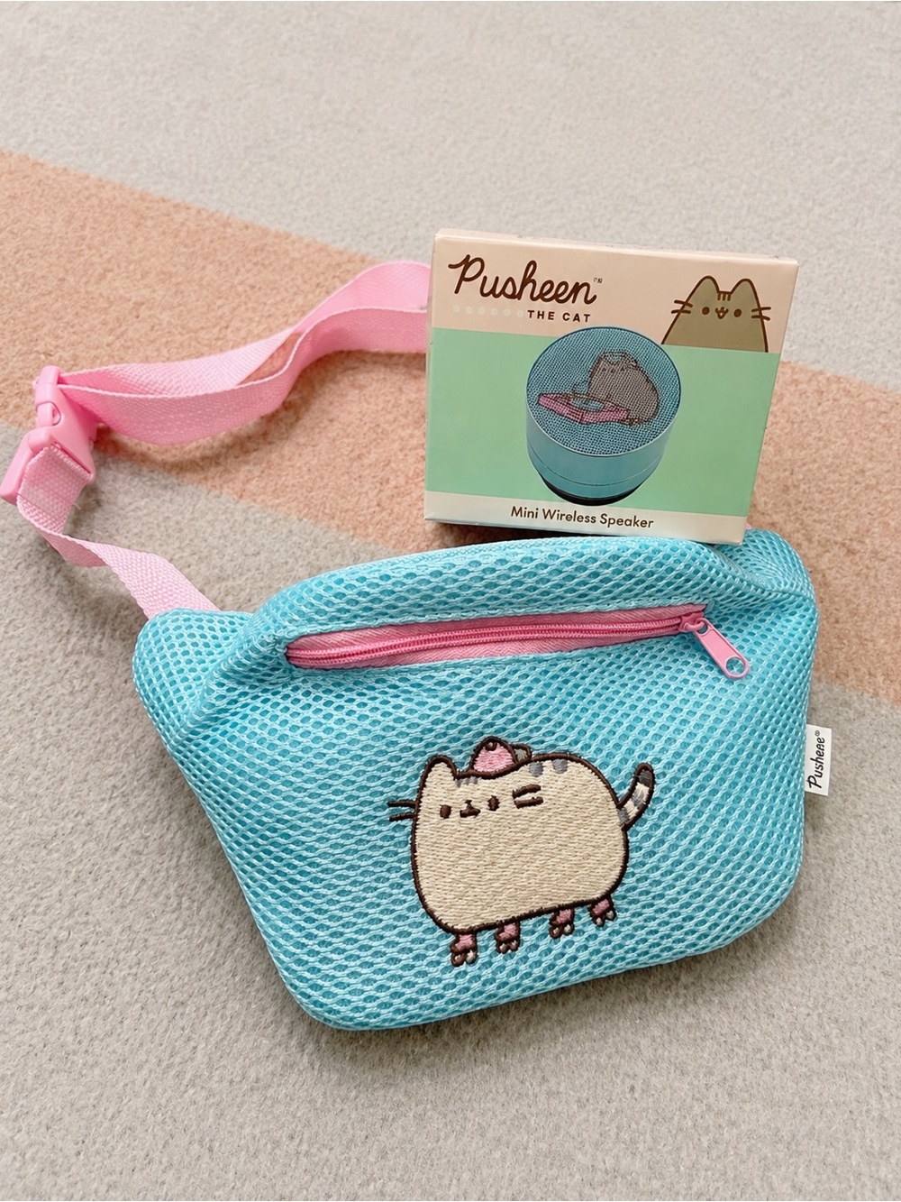 Pusheen “90’s Boom” Bag + Speaker! New!!